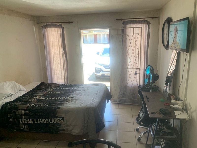 PROPERTY FOR SALE IN CHAPTERS, SCOTTSVILLE - MAKE AN OFFER! - Photo 6