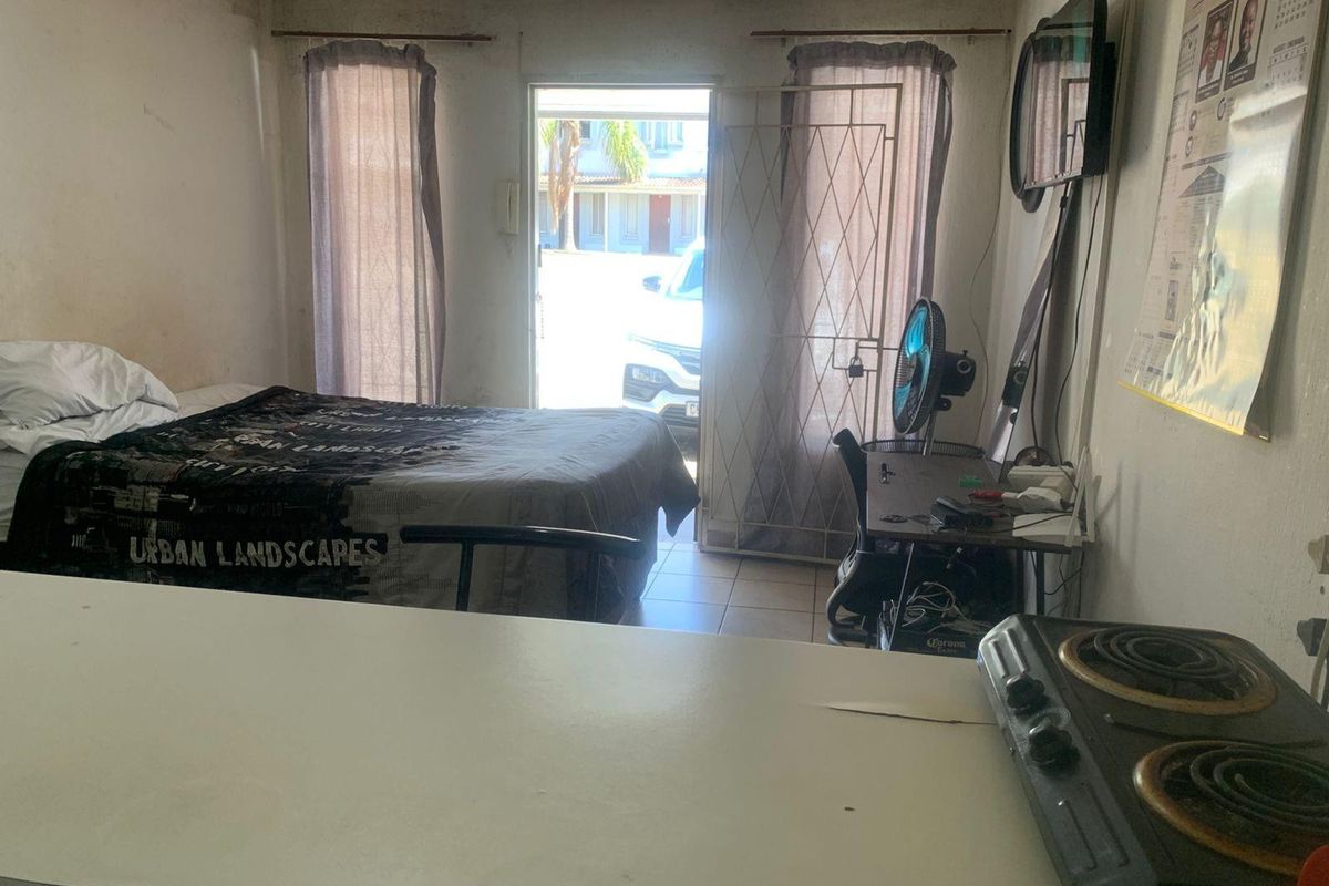 PROPERTY FOR SALE IN CHAPTERS, SCOTTSVILLE - MAKE AN OFFER! - Photo 5