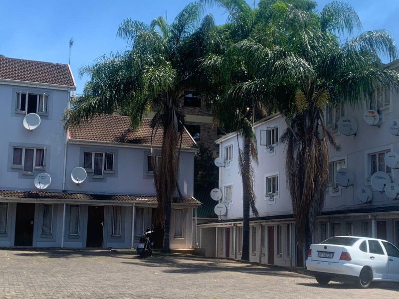 PROPERTY FOR SALE IN CHAPTERS, SCOTTSVILLE - MAKE AN OFFER! - Photo 2