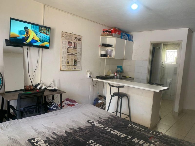 PROPERTY FOR SALE IN CHAPTERS, SCOTTSVILLE - MAKE AN OFFER! - Photo 10