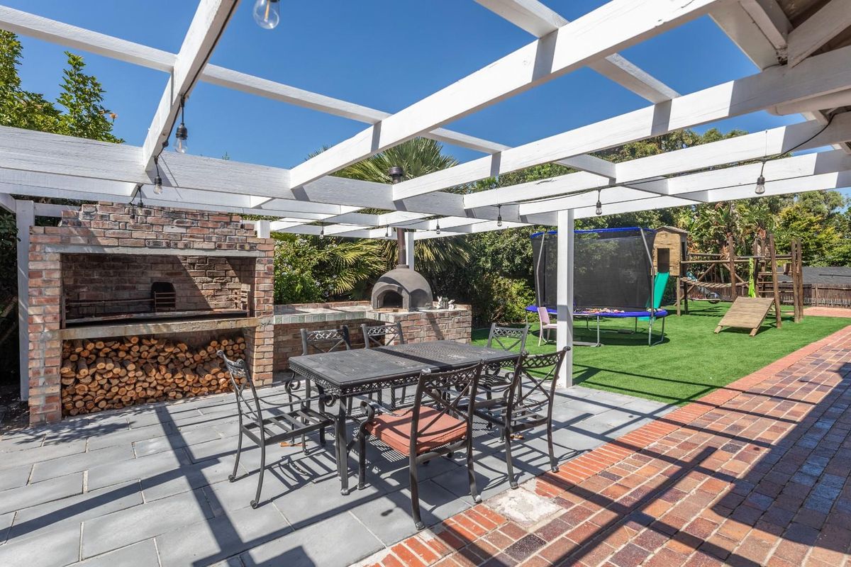 Modern Oasis in Dreyersdal, Tokai - Photo 5