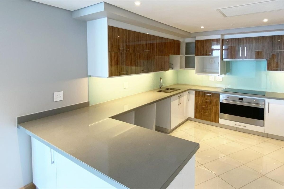 Exclusive Apartment For Sale in Umhlanga, KwaZulu Natal *No Transfer Duty* - Photo 2