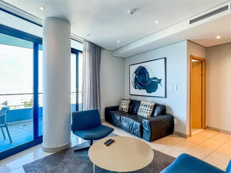 Exquisite Apartment For Sale in Umhlanga, KwaZulu Natal *No Transfer Duty* - Photo 6