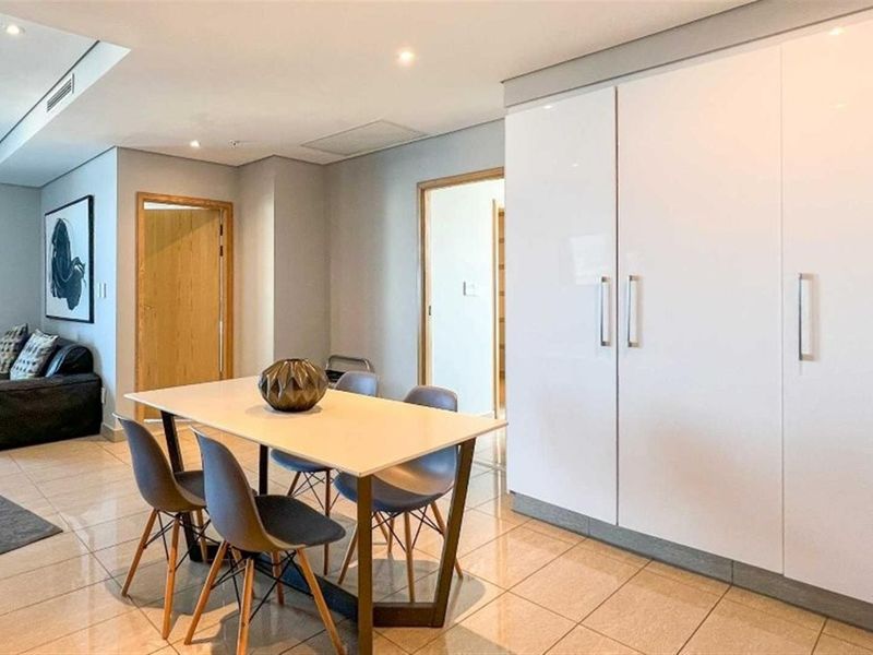 Exquisite Apartment For Sale in Umhlanga, KwaZulu Natal *No Transfer Duty* - Photo 4