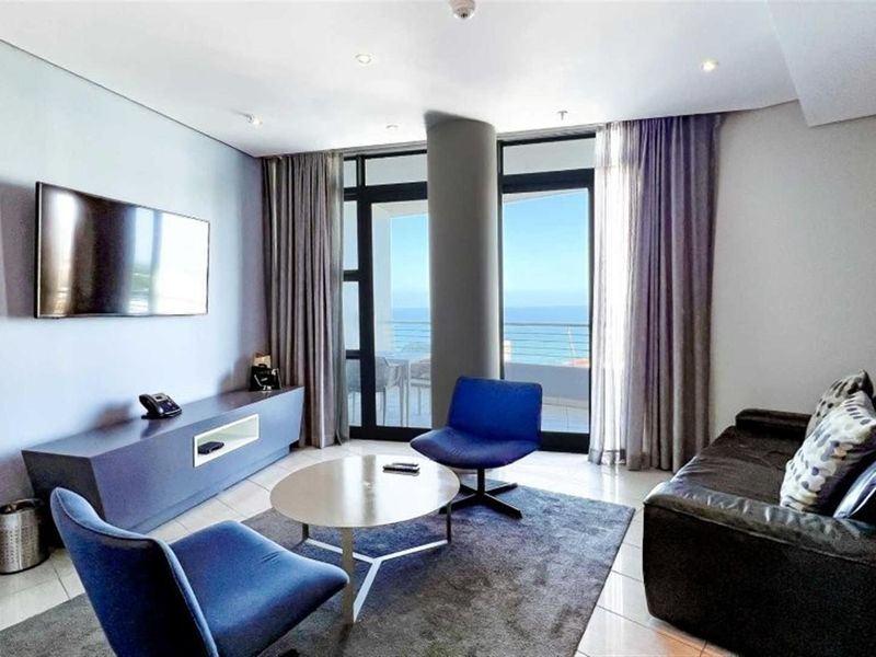 Exquisite Apartment For Sale in Umhlanga, KwaZulu Natal *No Transfer Duty* - Photo 5