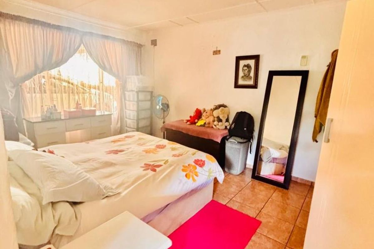 Prime Hayfields Income Property | R330k+ Annual Return on 2,188m2 Land - Photo 3