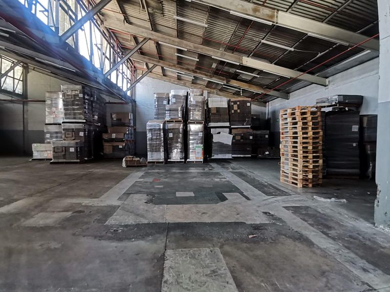 Warehouse Space To Let in Paarl - Photo 8