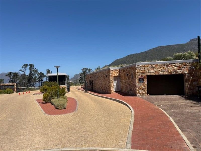 Vacant plot for sale Prominent private estate , Hout Bay - Photo 8