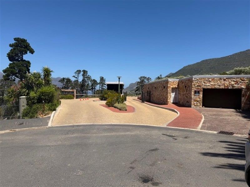 Vacant plot for sale Prominent private estate , Hout Bay - Photo 6