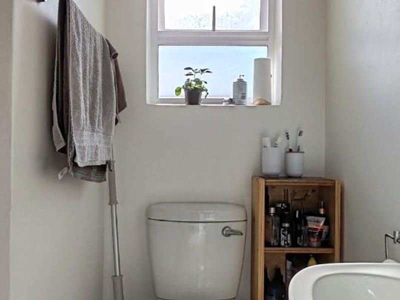 Elegant Studio Apartment in Bergvliet Vistas - Photo 3