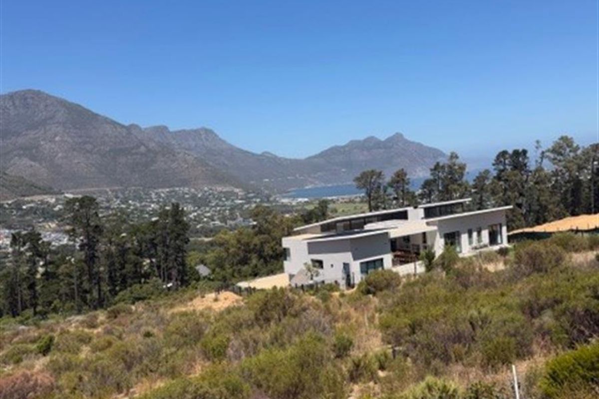 Vacant land for sale secured private Estate - Photo 2