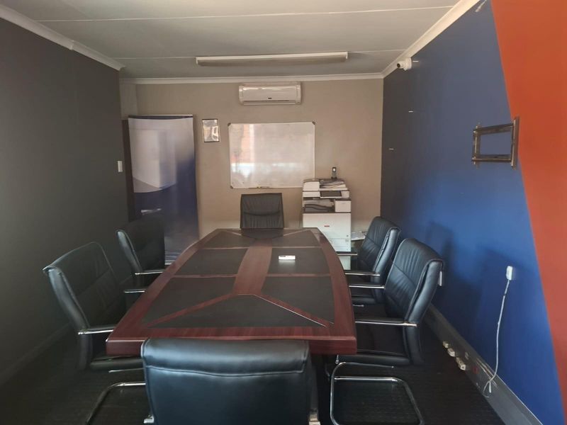 Business To Rent in Middelburg - Photo 9