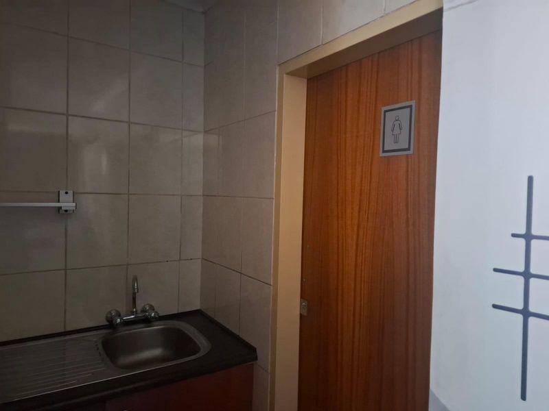 Business To Rent in Middelburg - Photo 7