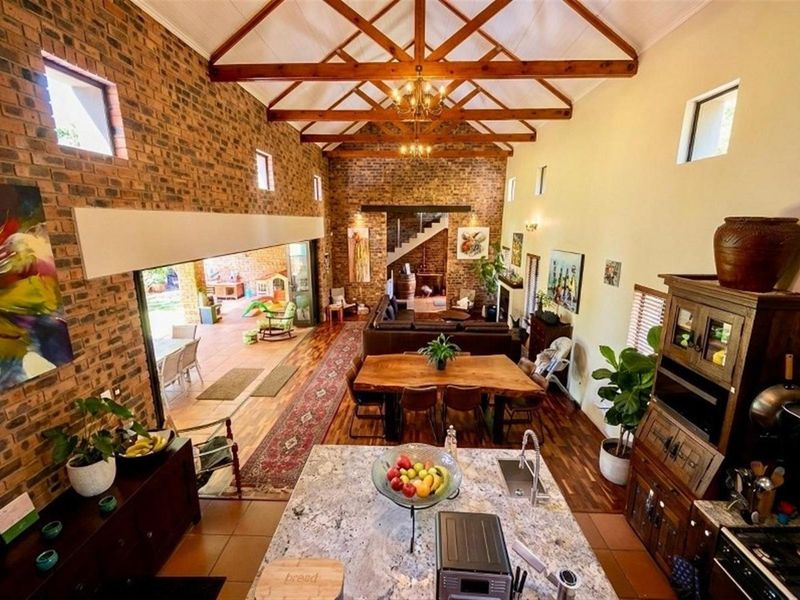 Unique 3 bed 3 bath off grid, Modern rustic, designer home in desirable Paulshof boomed area. - Photo 6