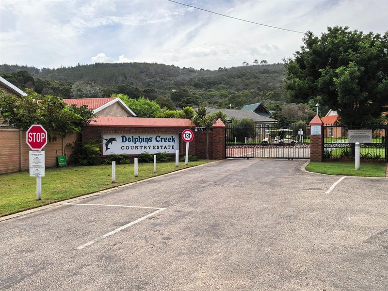 3 Bedroom House for sale - Photo 3