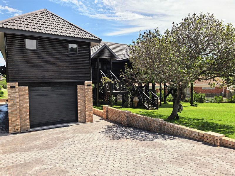 5 Bedroom House for sale in Groot BrakRivier - Photo 4