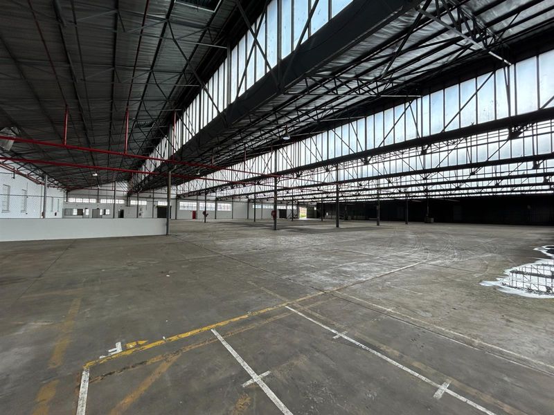 Exclusive Industrial Facility To Let | High Power And Gas Supply | Secure Estate - Photo 10