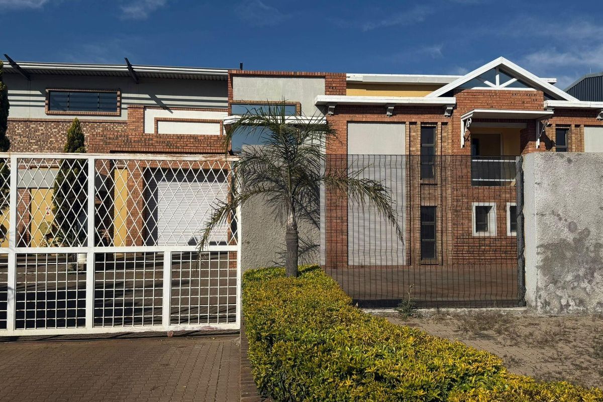 Commercial Property For Sale in SAE Business Park, Middelburg - Photo 5
