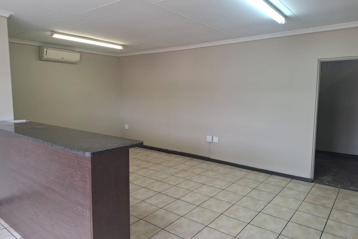 WORKSHOP To Rent in Middelburg - Photo 4