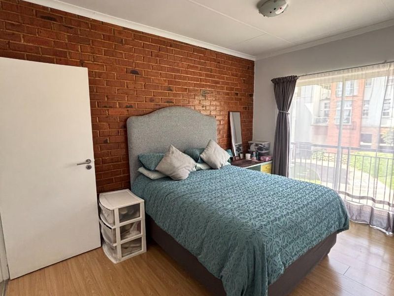 Apartment For Sale in Houghton Estate, Johannesburg - Photo 9