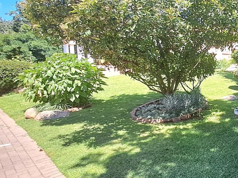 2 bedroom Life right unit on the banks of the Vaal River - Photo 8