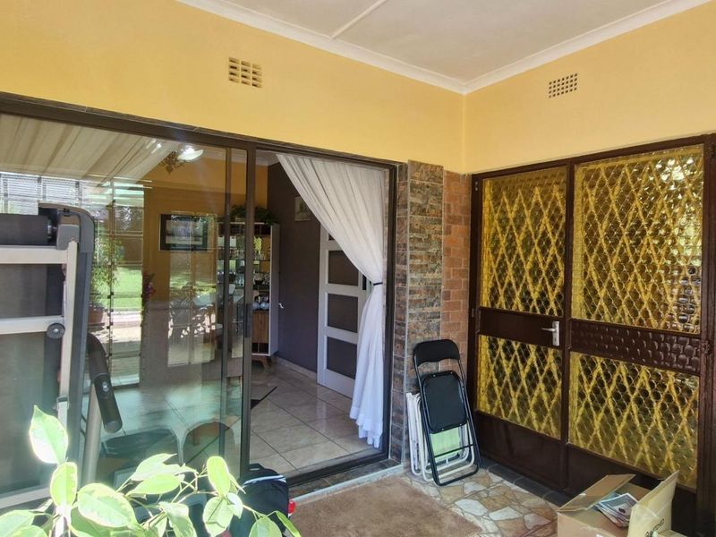 House For Sale in Marlands, Germiston - Photo 6