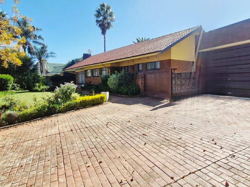 House For Sale in Marlands, Germiston - Photo 2