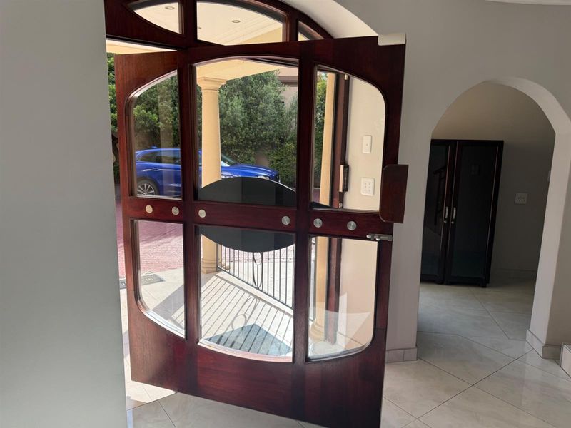 House For Sale in Blue Valley Golf Estate, Centurion - Photo 3