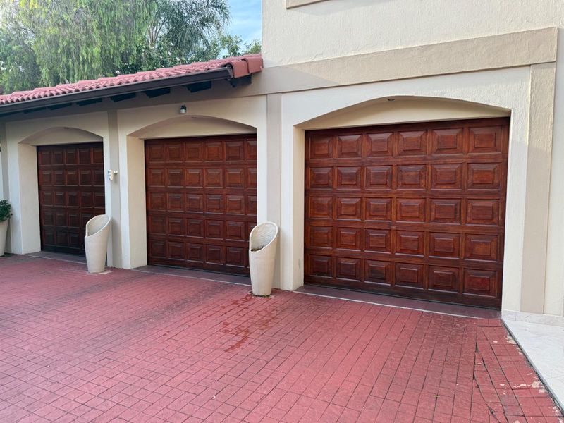 House For Sale in Blue Valley Golf Estate, Centurion - Photo 2