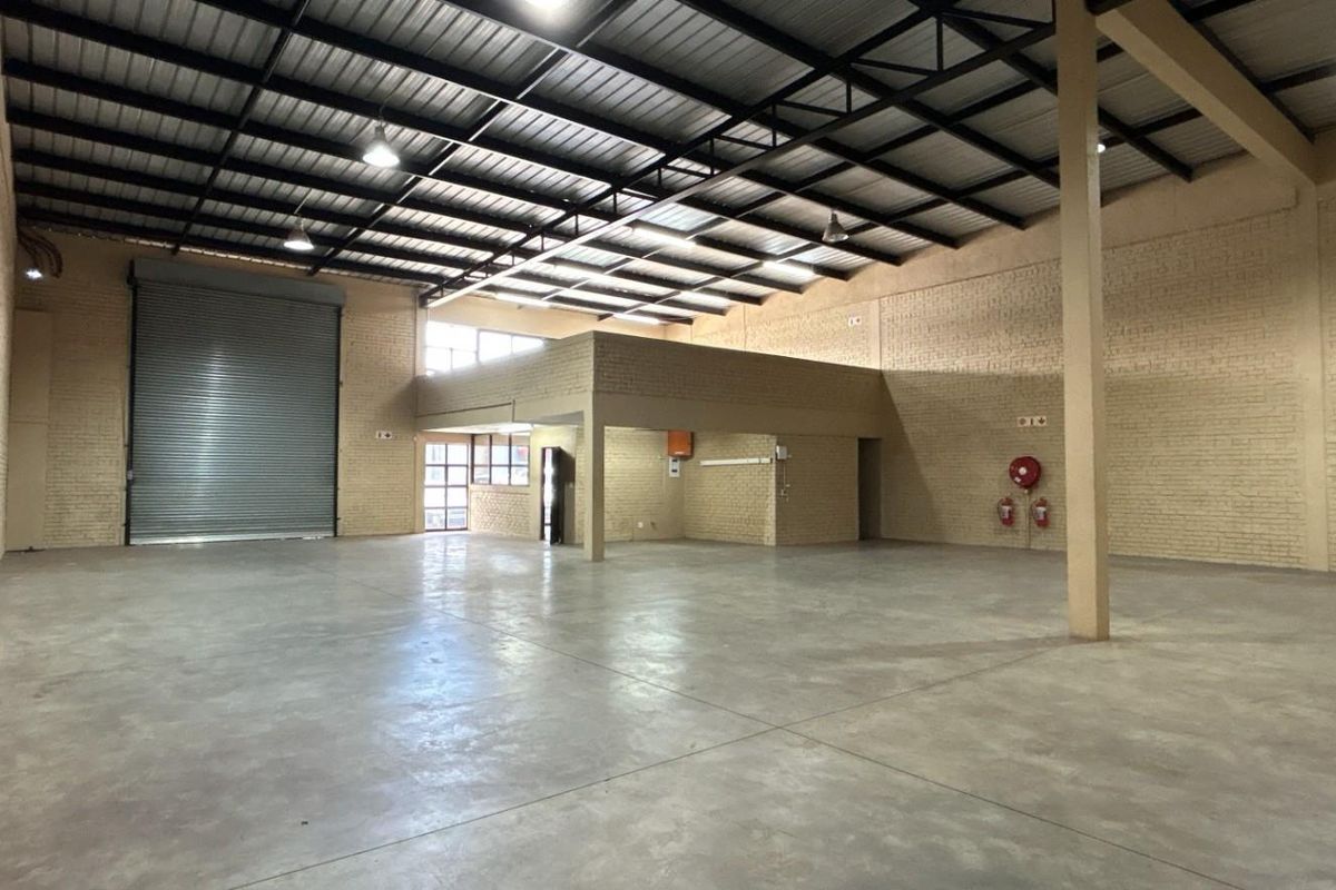 396 sqm Affordable Warehouse To Let | Secure Park | Pomona - Photo 2