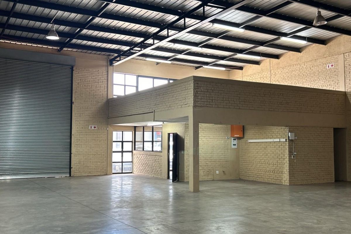 396 sqm Affordable Warehouse To Let | Secure Park | Pomona - Photo 3