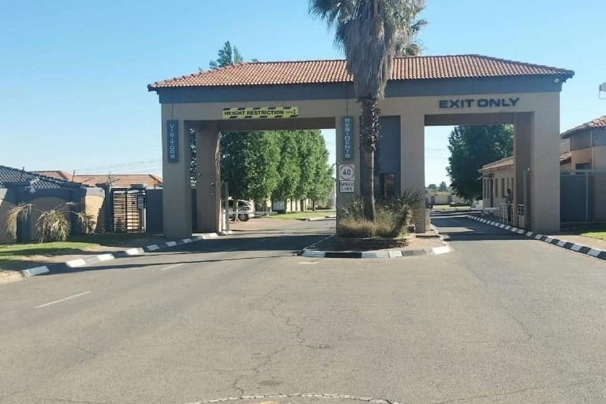 Vacant Land For Sale in Eligwa Estate, Three Rivers East, Vereeniging - Photo 2