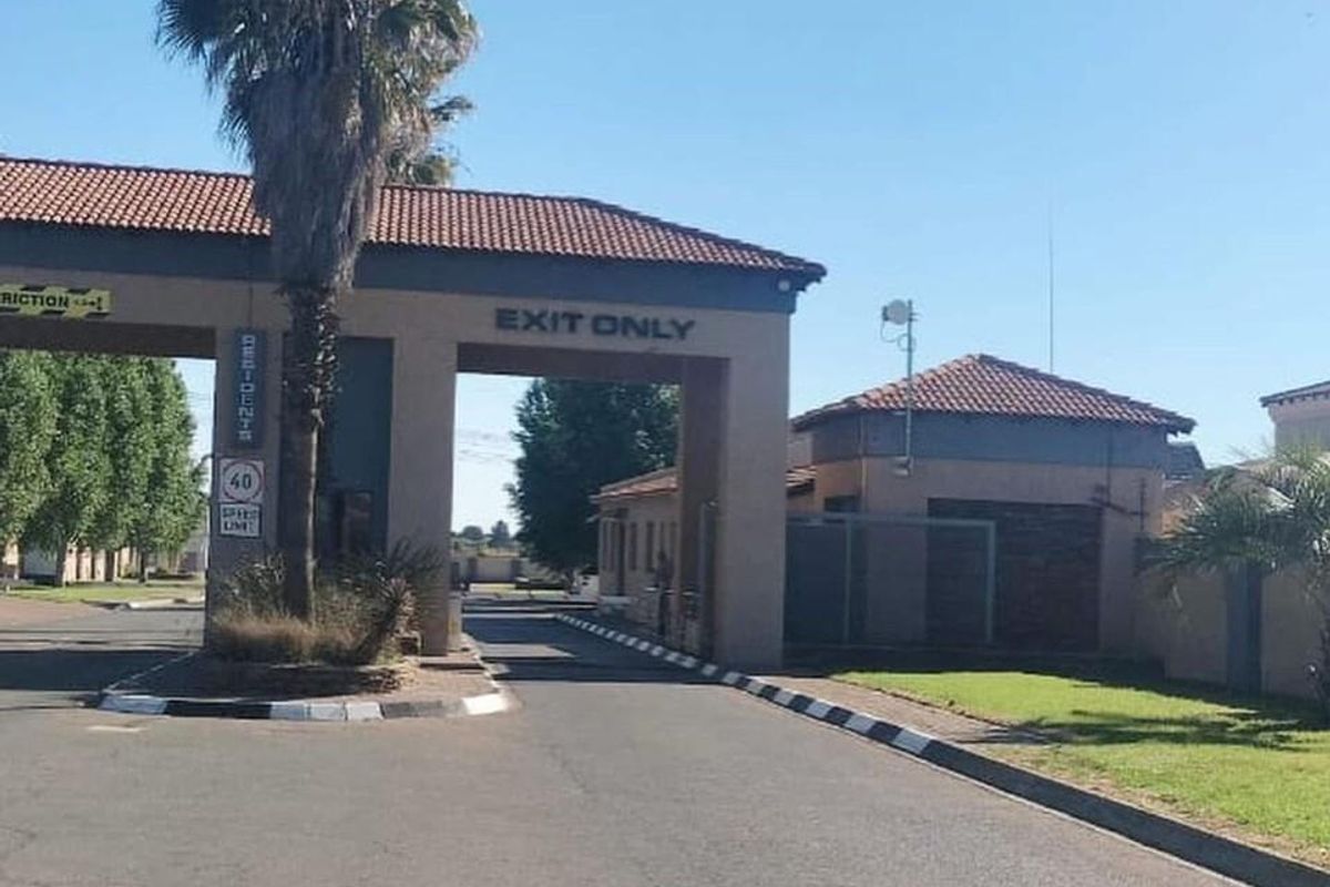 Vacant Land For Sale in Eligwa Estate, Three Rivers East, Vereeniging - Photo 3