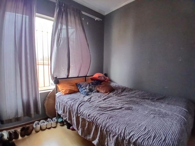 House For Sale in West End, Kimberley - Photo 7