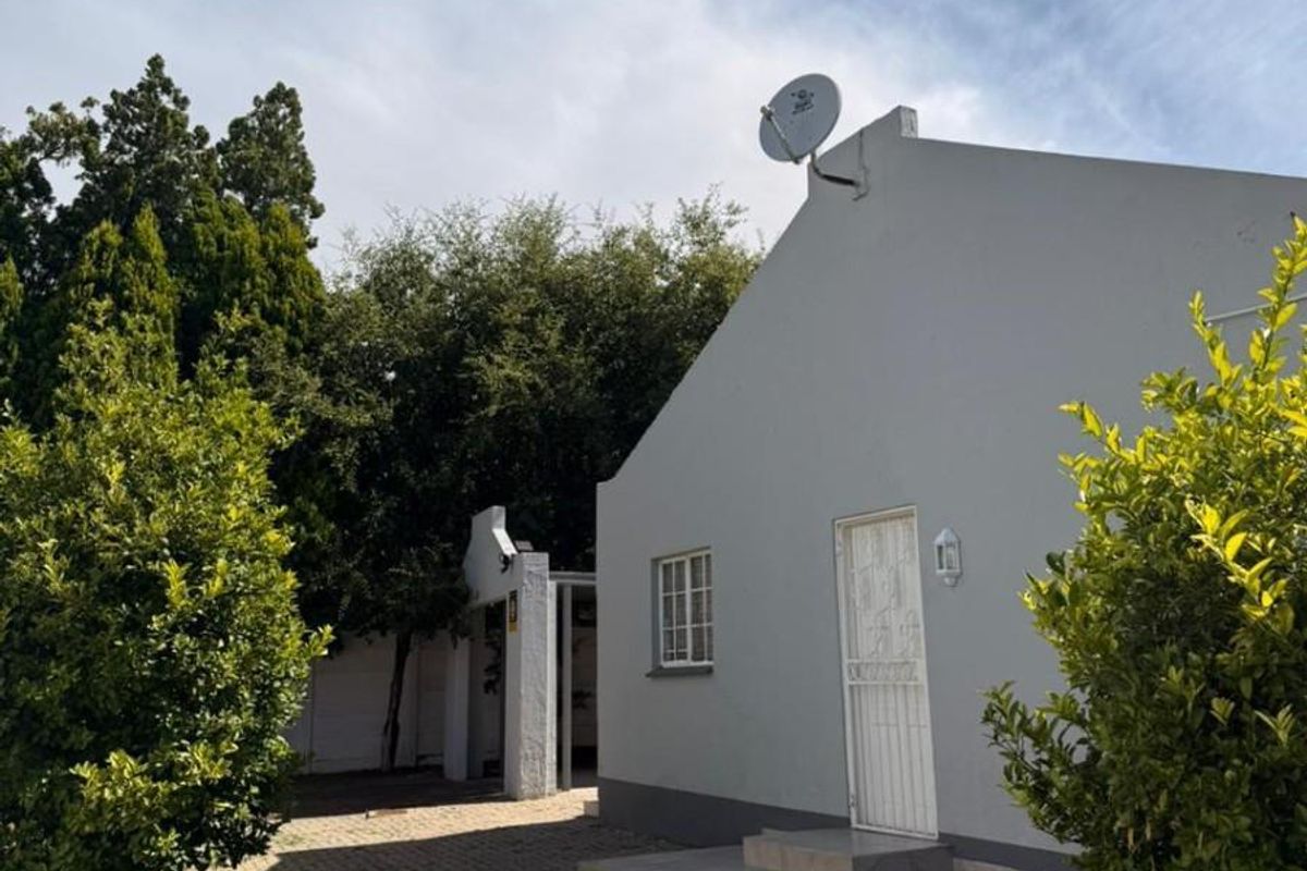Commercial property To Rent in Noordwyk, Midrand - Photo 2