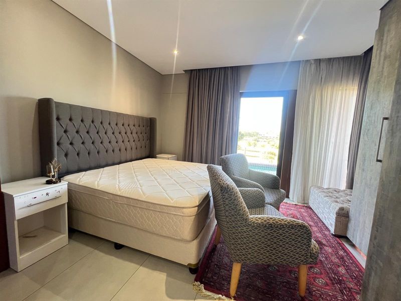 Elegant Spacious Family Home in Secure Coastal Estate - Photo 8