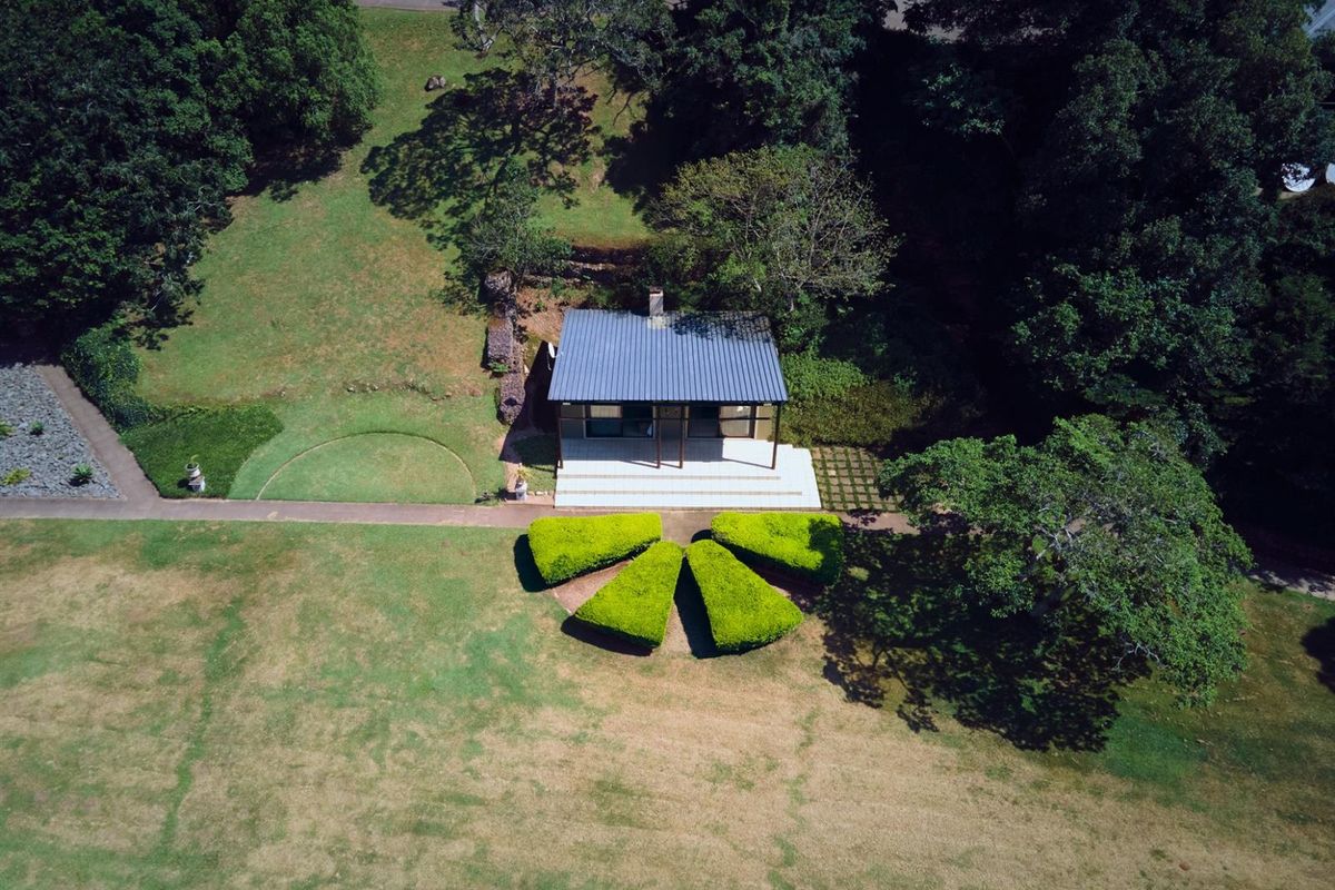 A Rare 3.43 Hectare Luxury Estate in Waterfall - Photo 3