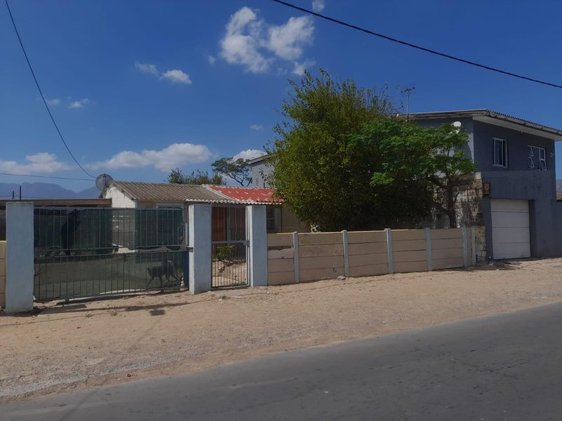 2-Bedroom Home in Rusthof, Strand - Photo 1