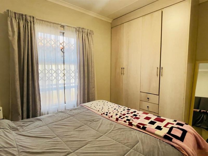 House For Sale in The Orchards, Akasia - Photo 10