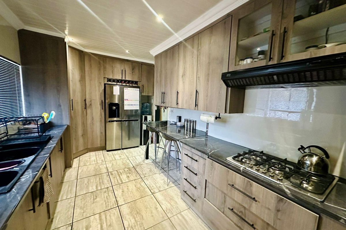 House For Sale in Del Judor Ext 1, Del Judor, Witbank - Photo 2