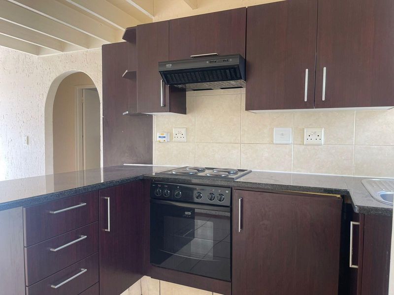 2 Bed 1 bath loft - Photo 2