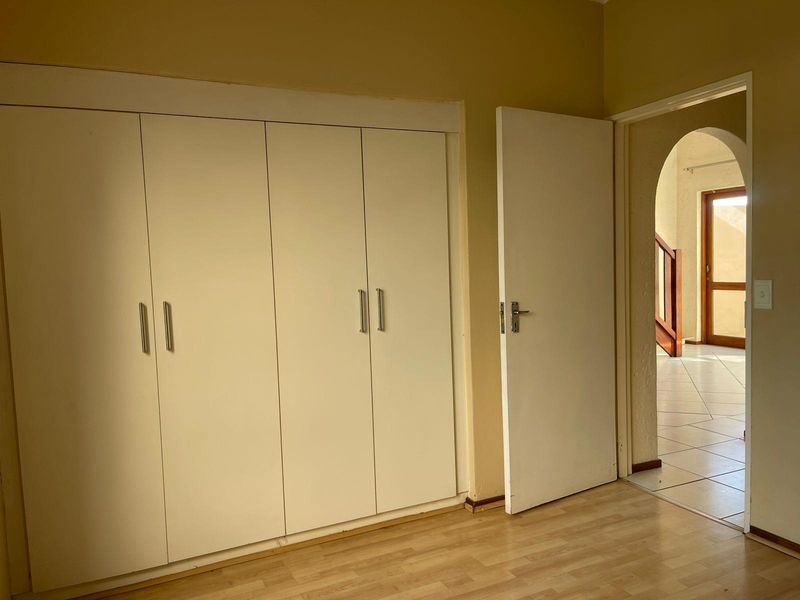 2 Bed 1 bath loft - Photo 9