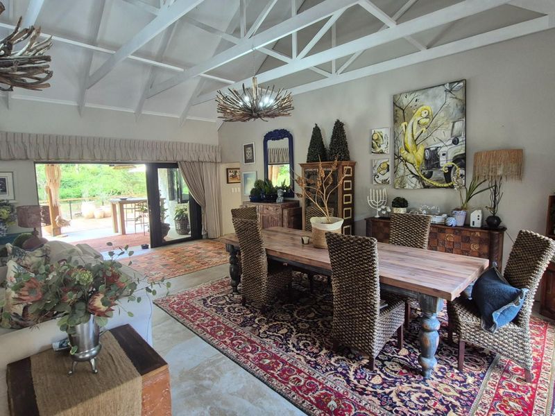 A warm, luxurious jewel of a Home available in Blyde Wildlife Estate - Photo 10