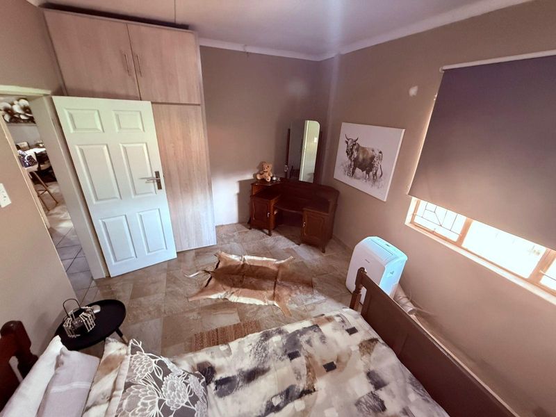 House for Sale in Ritchie - Photo 9