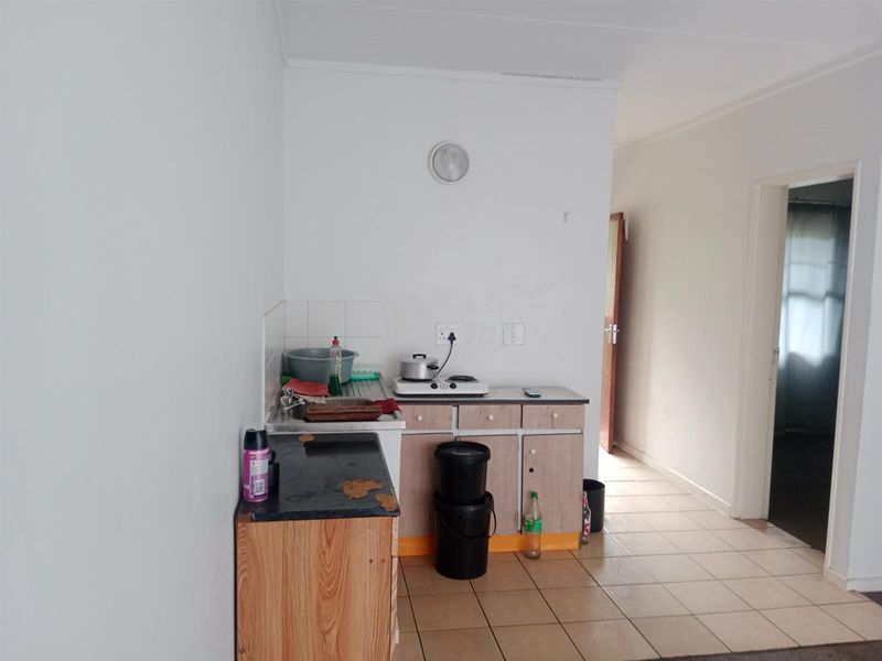 Apartment For Sale in Ridgeview, Durban, KwaZulu Natal - Photo 2