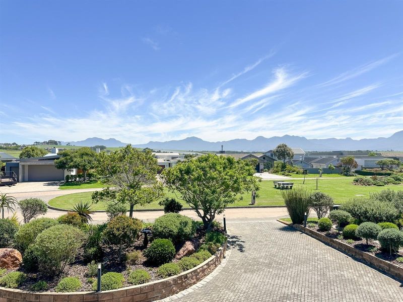 Spacious Panoramic Perfection Pairing Pristine Oceans with Majestic Outeniqua Peaks - Photo 2