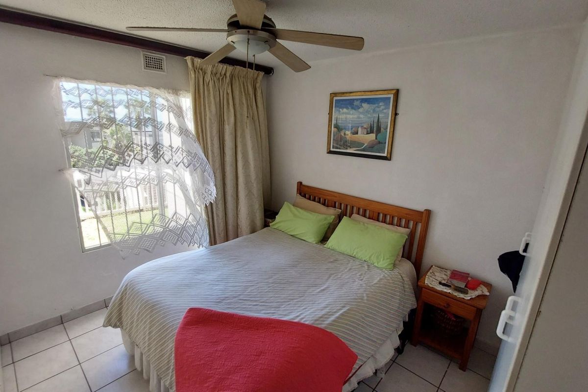 2 Bedroom Ground Floor Apartment/Flat For Sale, Uvongo - Photo 3