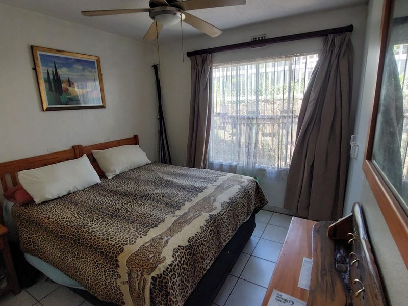 2 Bedroom Ground Floor Apartment/Flat For Sale, Uvongo - Photo 5