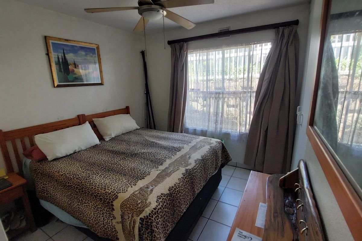 2 Bedroom Ground Floor Apartment/Flat For Sale, Uvongo - Photo 5