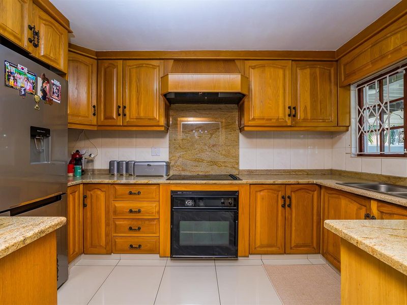 House For Sale in Avoca, Durban, KwaZulu Natal - Photo 2